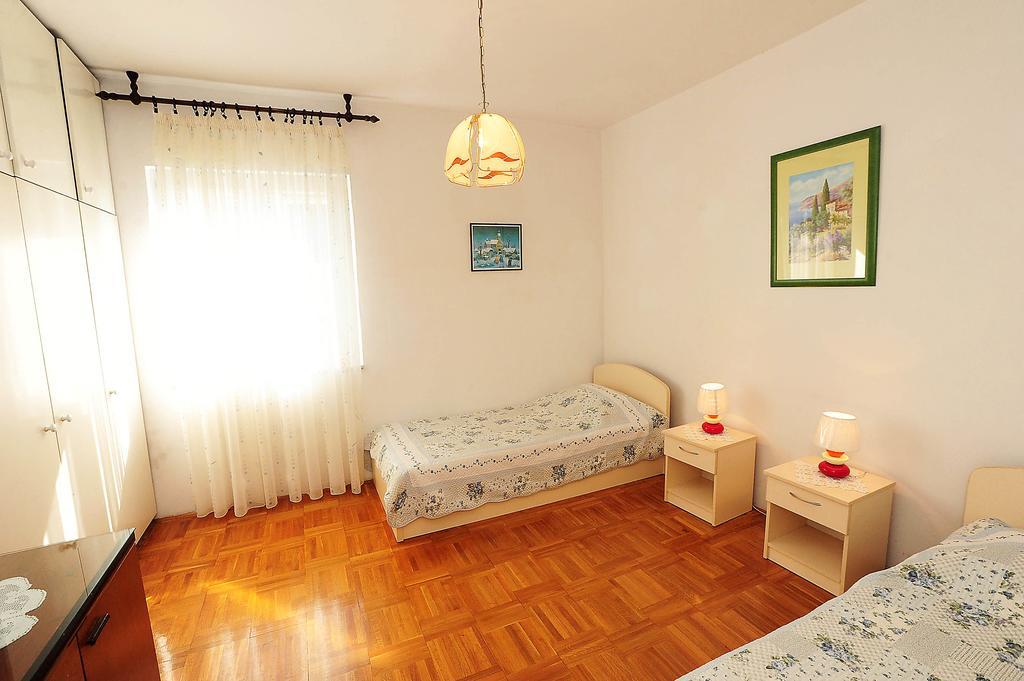Apartments Luka & Sara زادار المظهر الخارجي الصورة