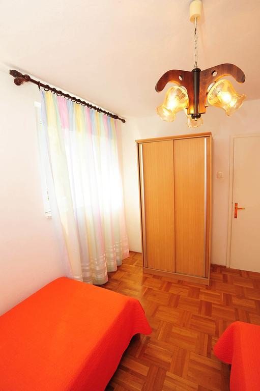 Apartments Luka & Sara زادار المظهر الخارجي الصورة