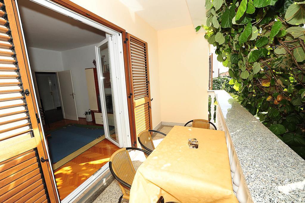 Apartments Luka & Sara زادار المظهر الخارجي الصورة